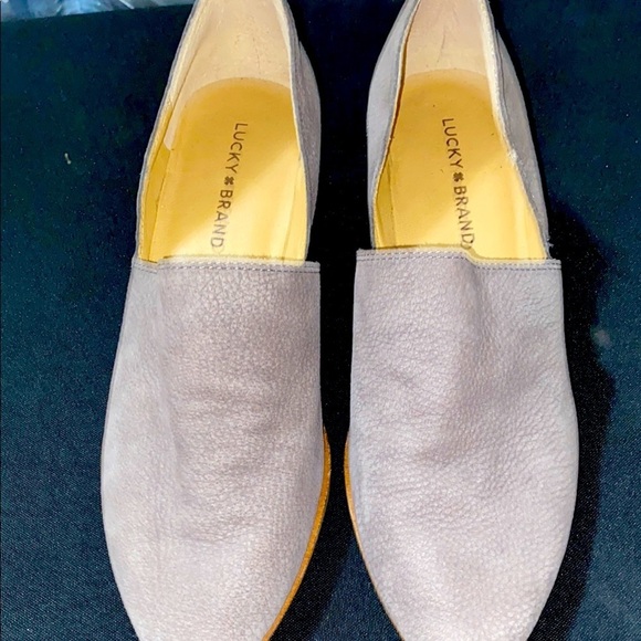 EUC Lucky Brand MORIAH Gray PEBBLED LEATHER SLIPON LOAFER CLEAN SHOES WO SIZE 9 - Picture 1 of 13